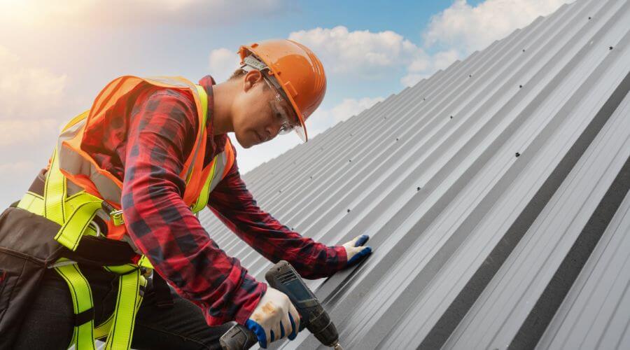 Professional residential roofers in Loveland, CO